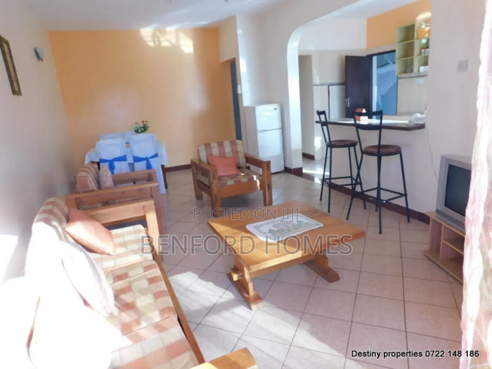 Min Hotel on Sale Nyali Walking Distance to the Beach-Benford Homes in Nyali