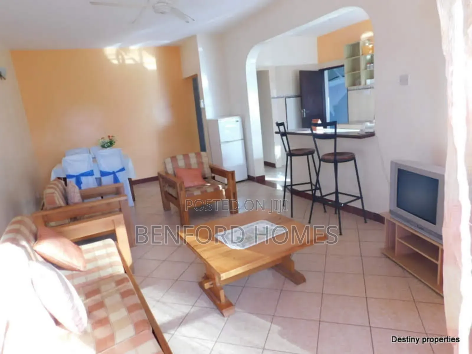 Min Hotel on Sale Nyali Walking Distance to the Beach-Benford Homes in Nyali