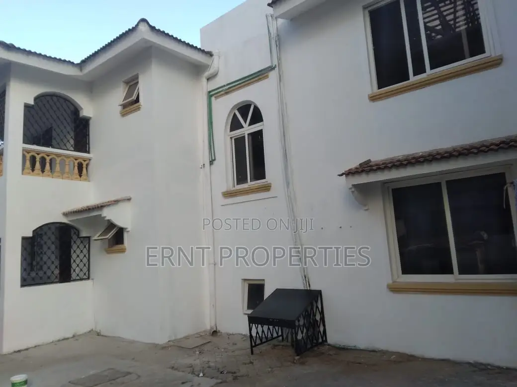 5bdrm Maisonette in Nyali for sale in Nyali
