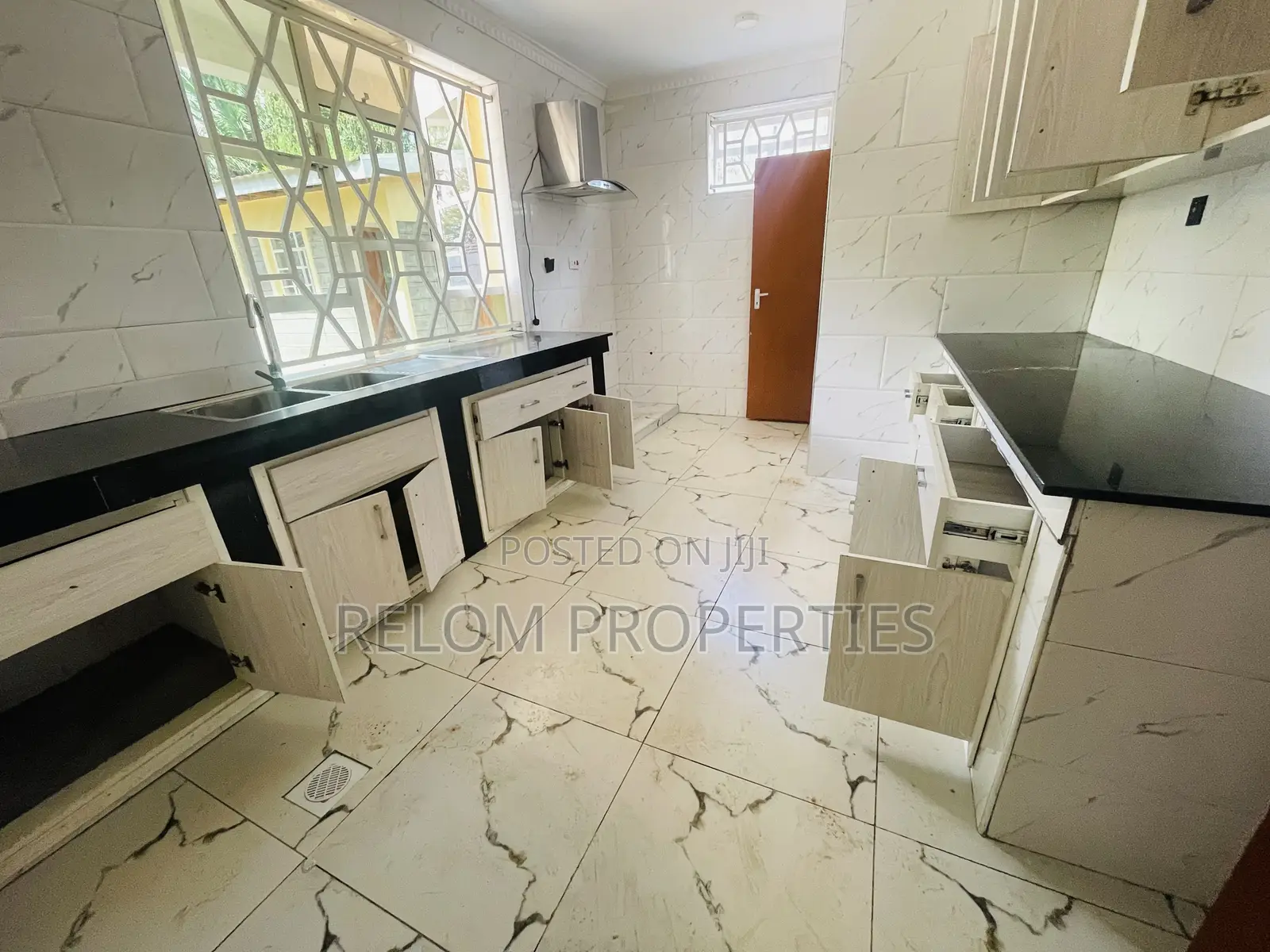 4bdrm Townhouse / Terrace in Karen for rent in Karen