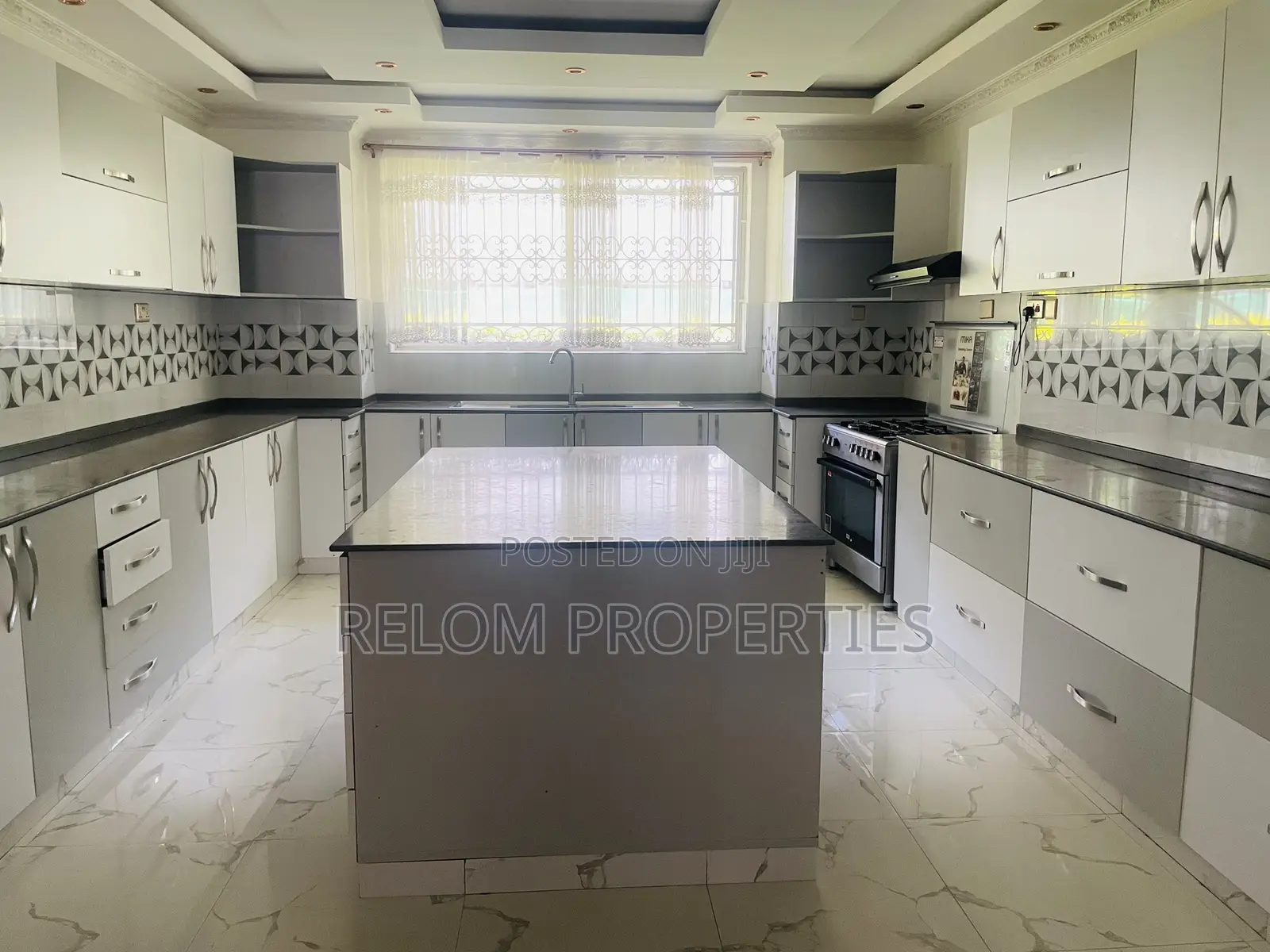 6bdrm Maisonette in Karen for rent in Karen