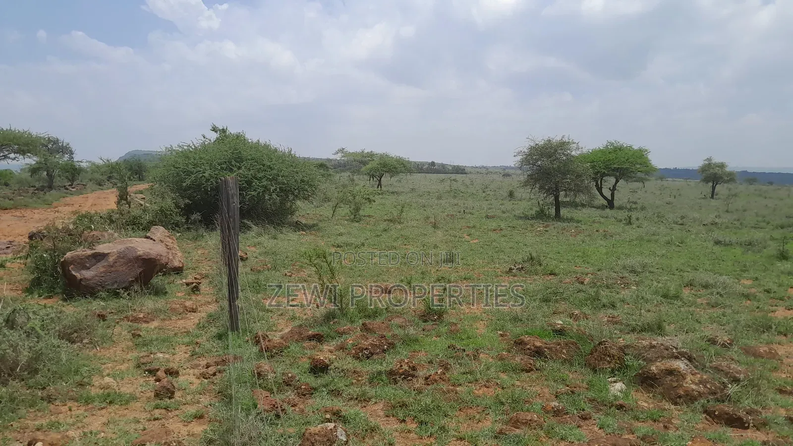10 20 Acres Maroroi Kimuka-Ngong in Kibiku
