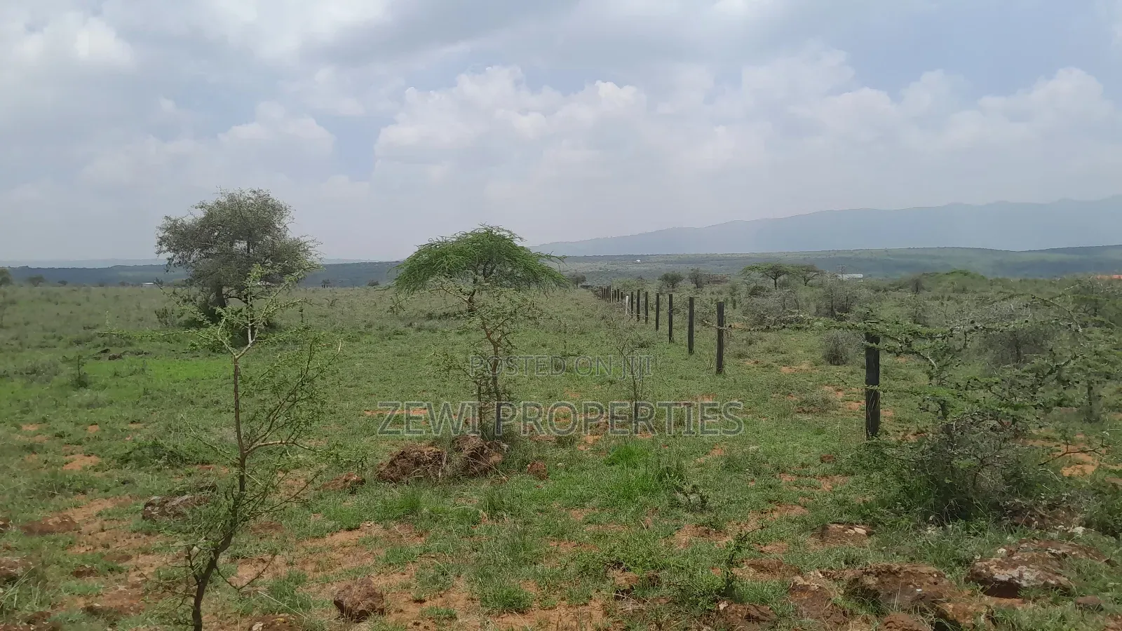 10 20 Acres Maroroi Kimuka-Ngong in Kibiku