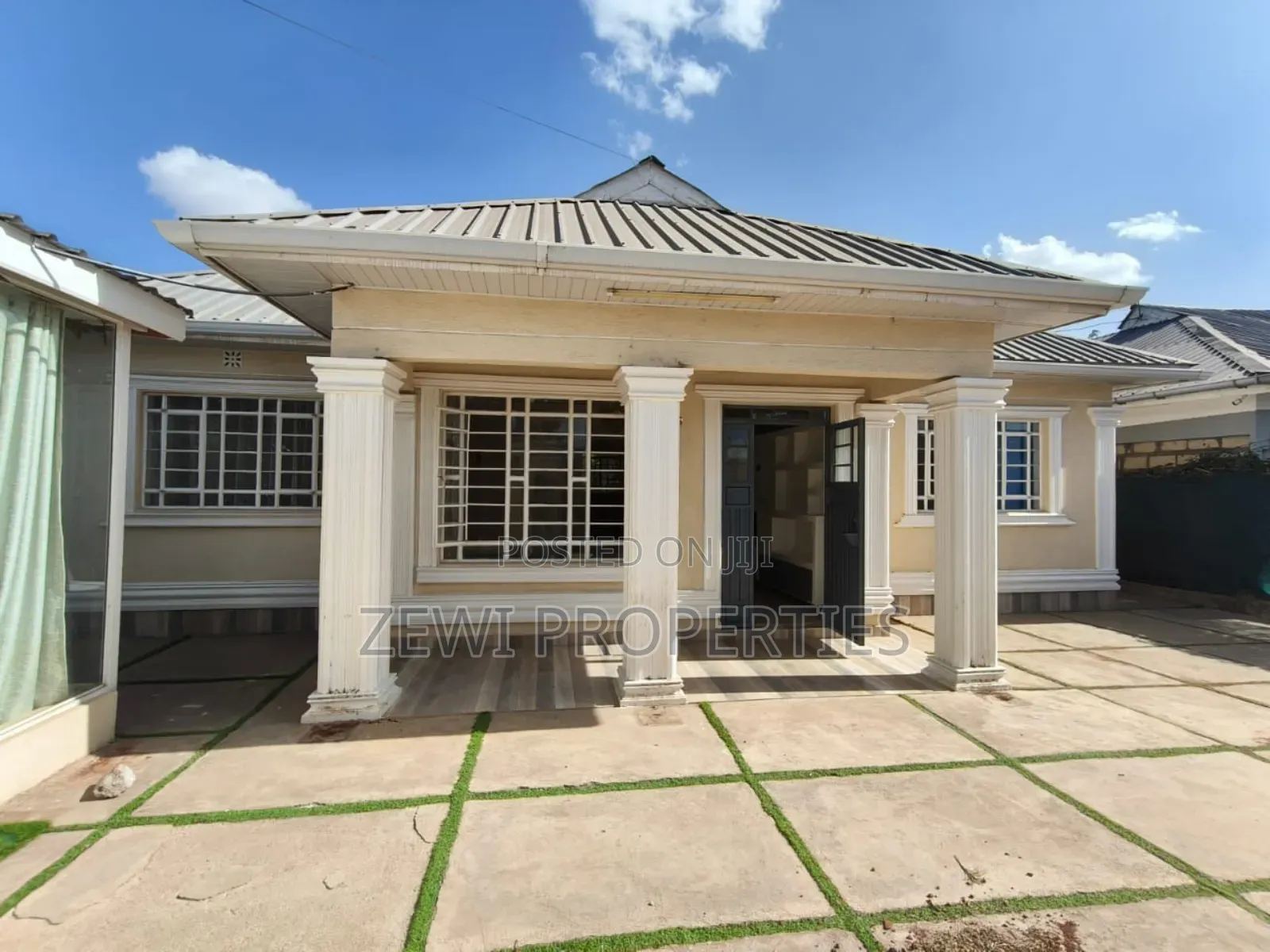 3bdrm Bungalow in Kandisi for sale in Kandisi