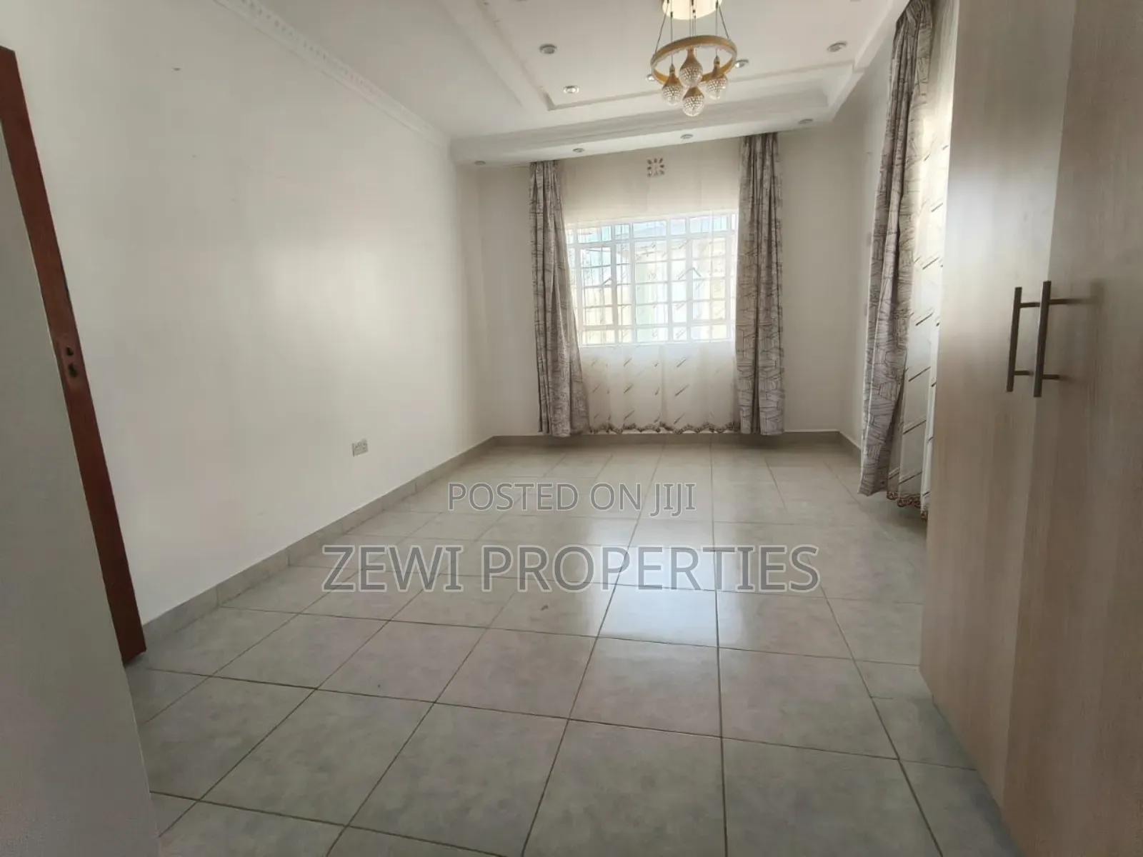 3bdrm Bungalow in Kandisi for sale in Kandisi
