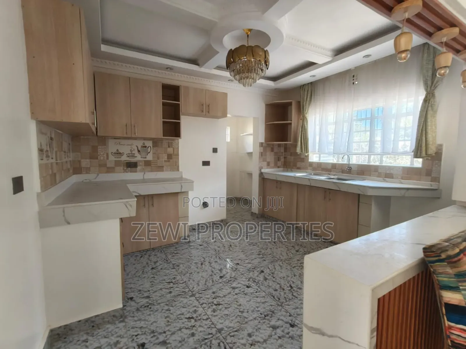 3bdrm Bungalow in Kandisi for sale in Kandisi