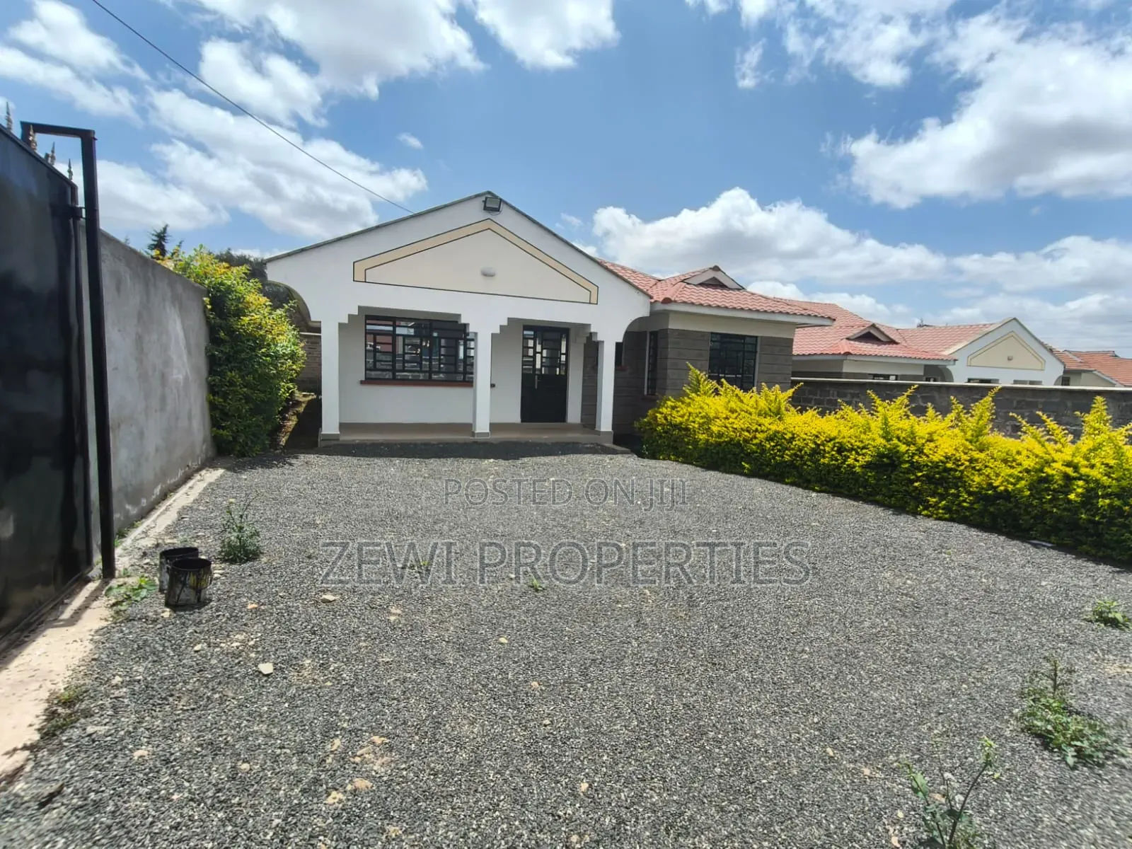 3bdrm Bungalow in Rimpa for sale in Rimpa
