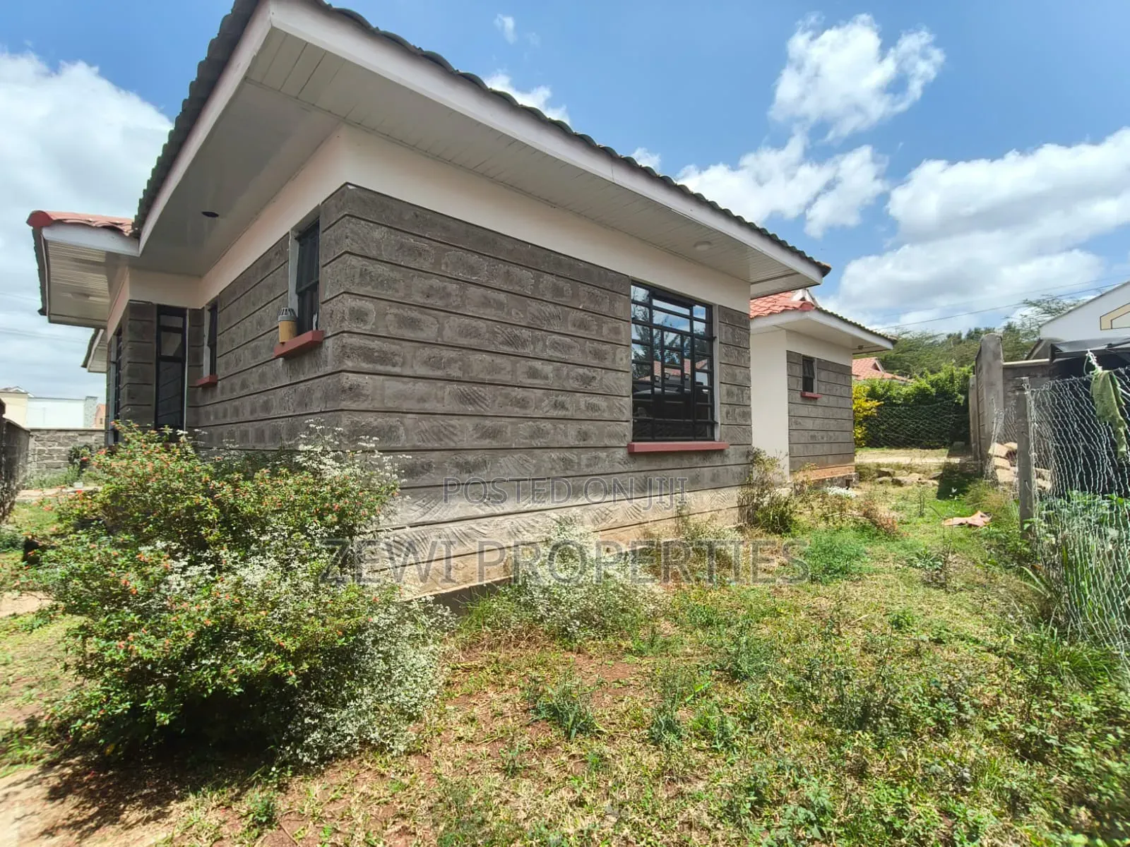 3bdrm Bungalow in Rimpa for sale in Rimpa