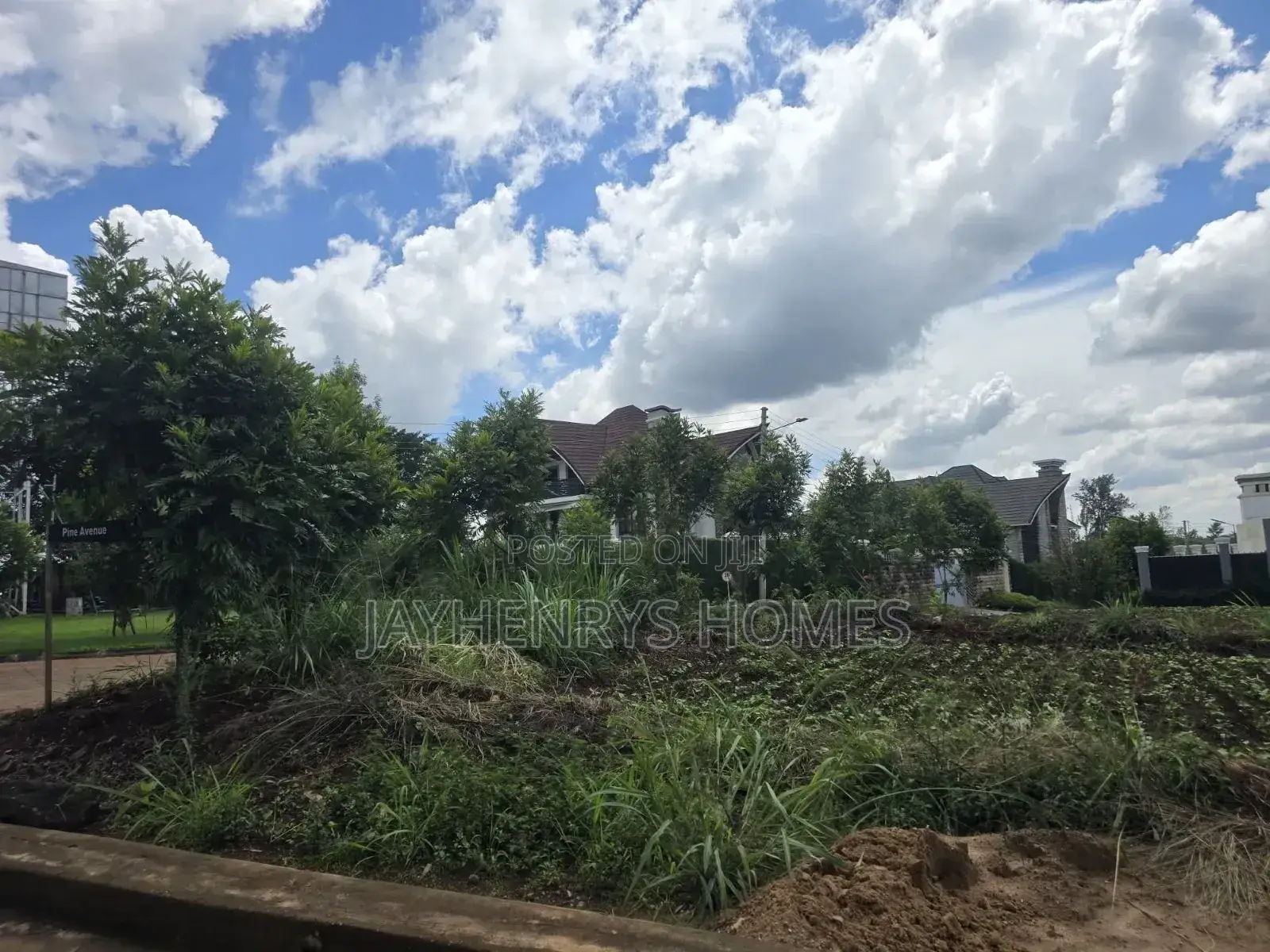 1/4 Acre Plot for Sale Along Kiambu Rd at KSHS 28,000,000 in Thindigua/Kasarini