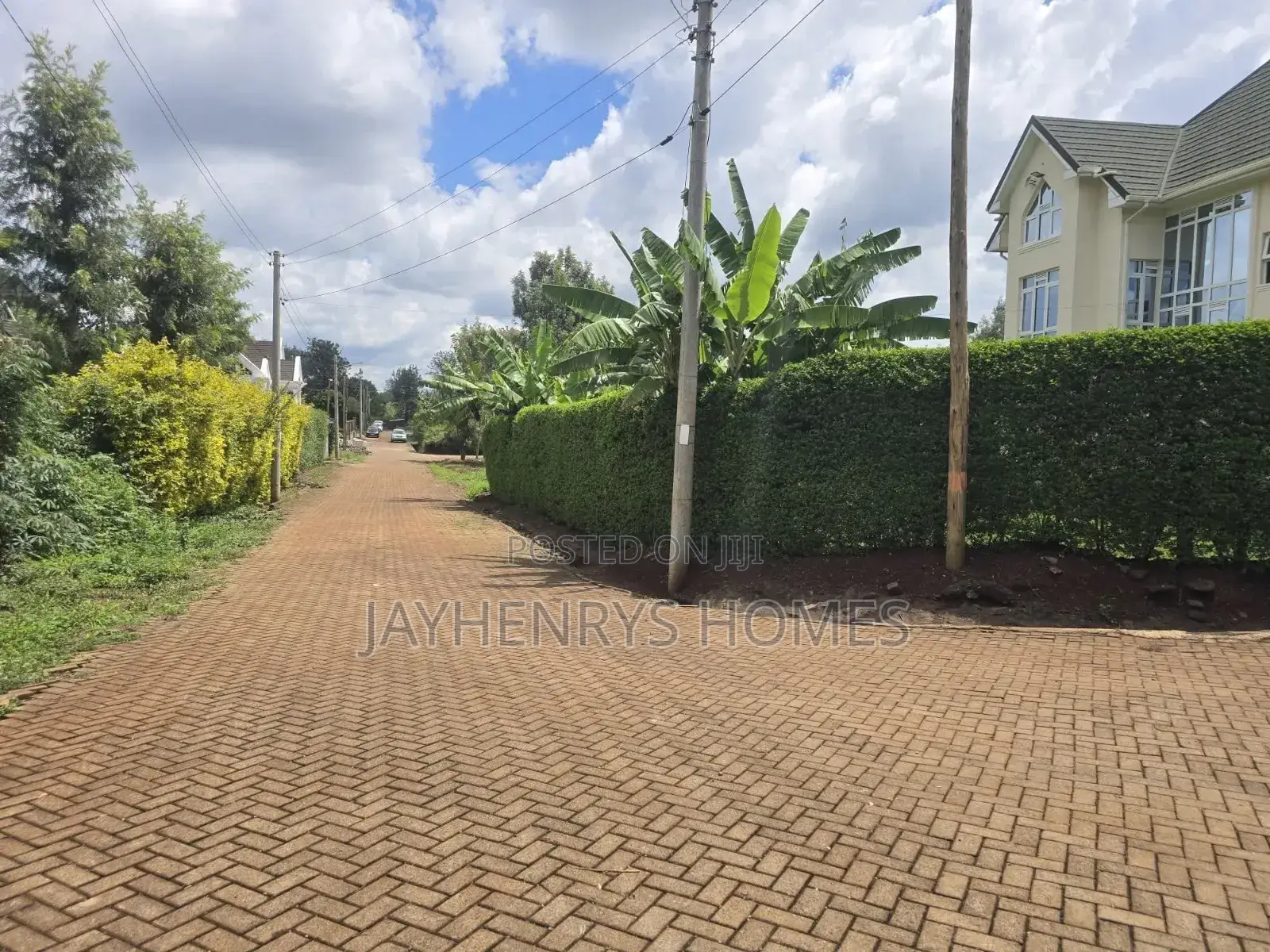 1/4 Acre Plot for Sale Along Kiambu Rd at KSHS 28,000,000 in Thindigua/Kasarini