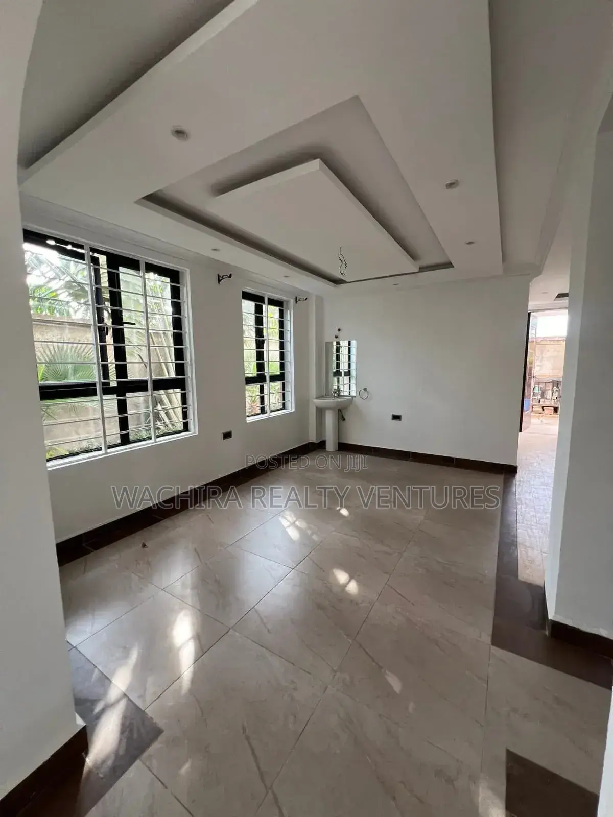 5bdrm House in Kamakis for sale in Kamakis