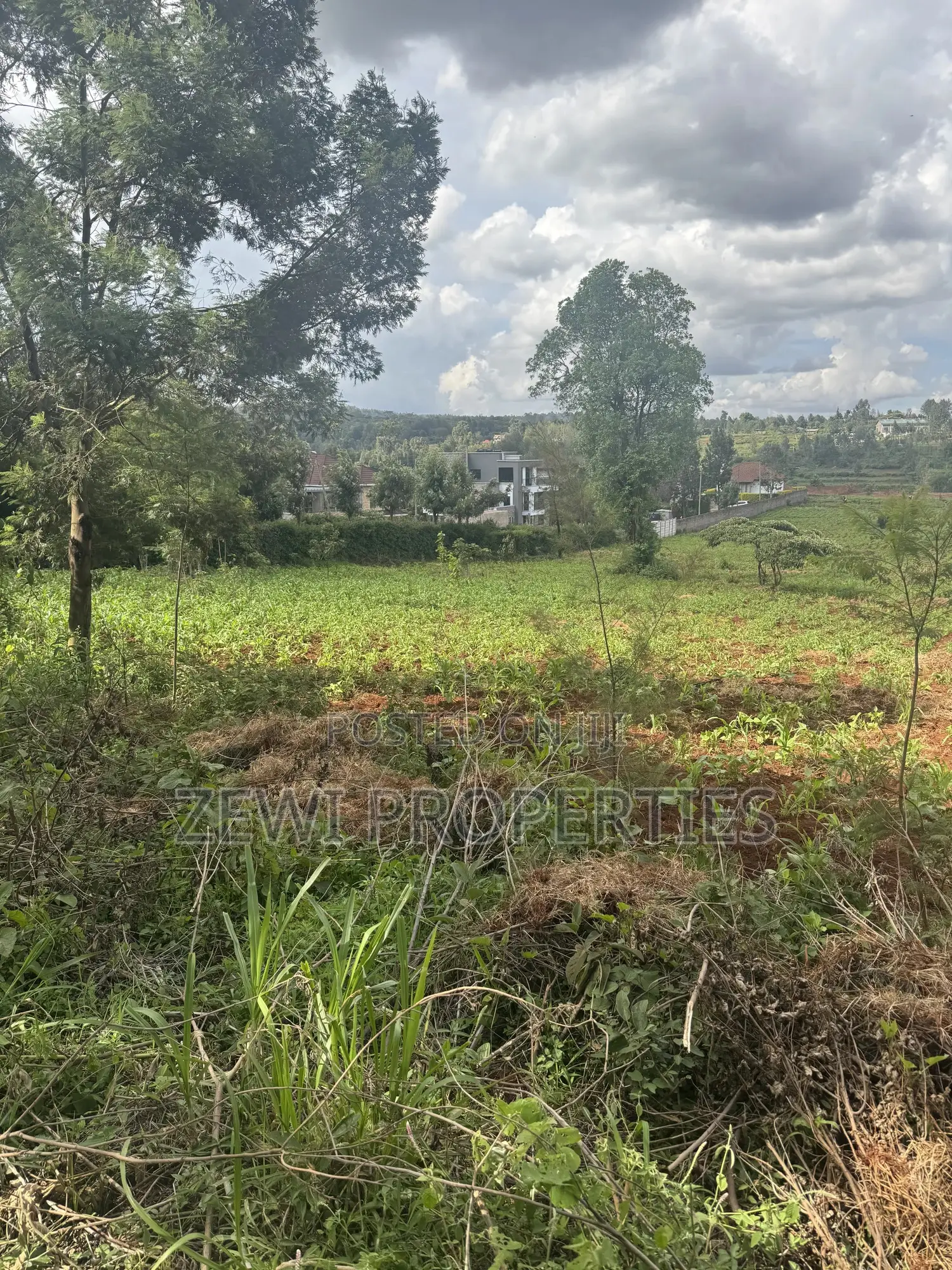 Eighth Acre Kerarapon in Kerarapon