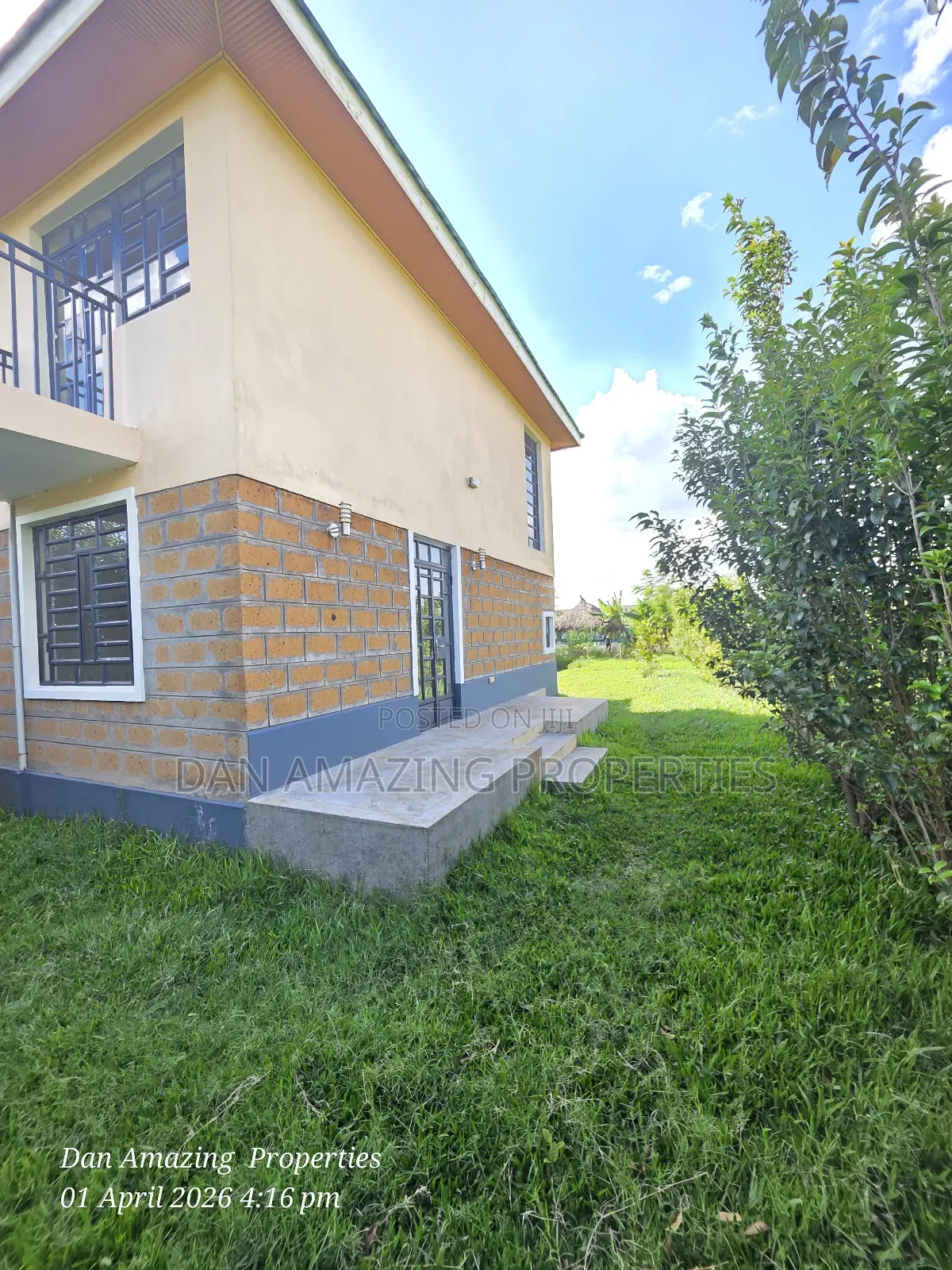 4bdrm Maisonette in Kimuka On 1/4 Acre, Kibiku for sale in Kibiku