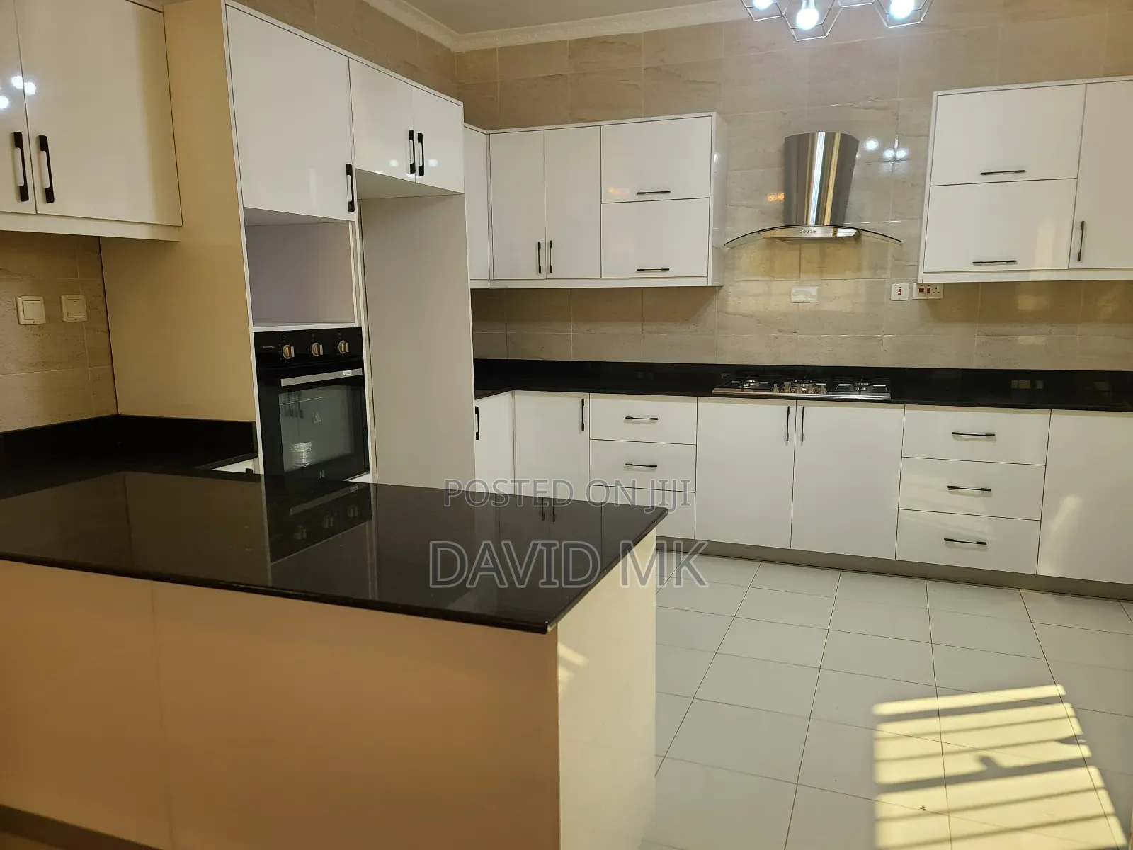 4bdrm Maisonette in Kamakis for sale in Kamakis