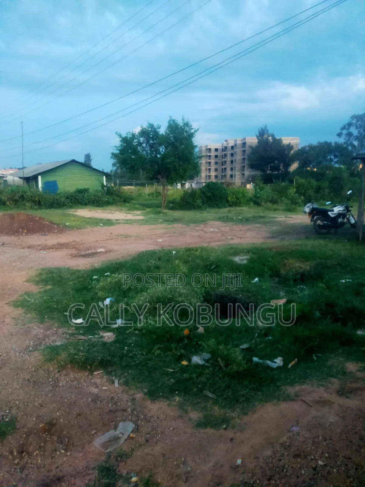 1⁄4 Acre Touching Kibos Road at Kwa Makaa in Kanyakwar