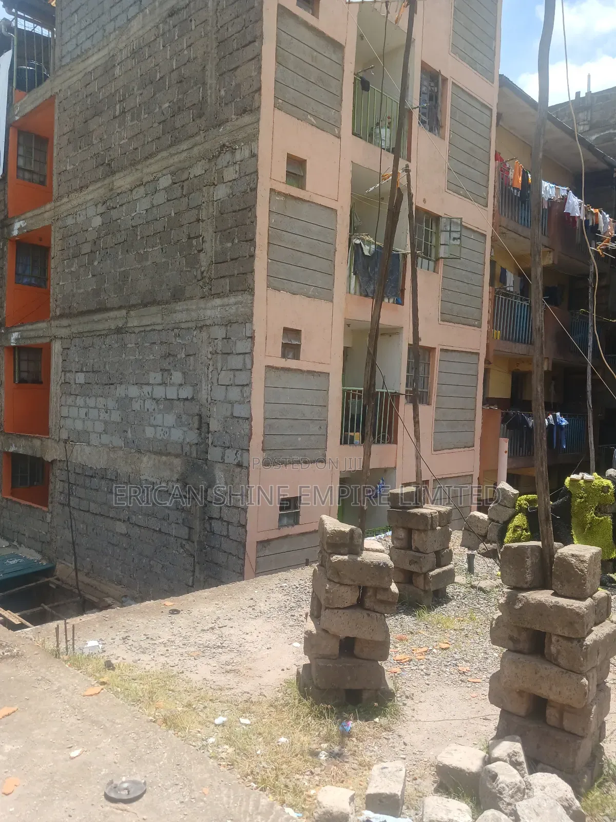 Flat House for Sale in Baba Ndogo in Baba Dogo