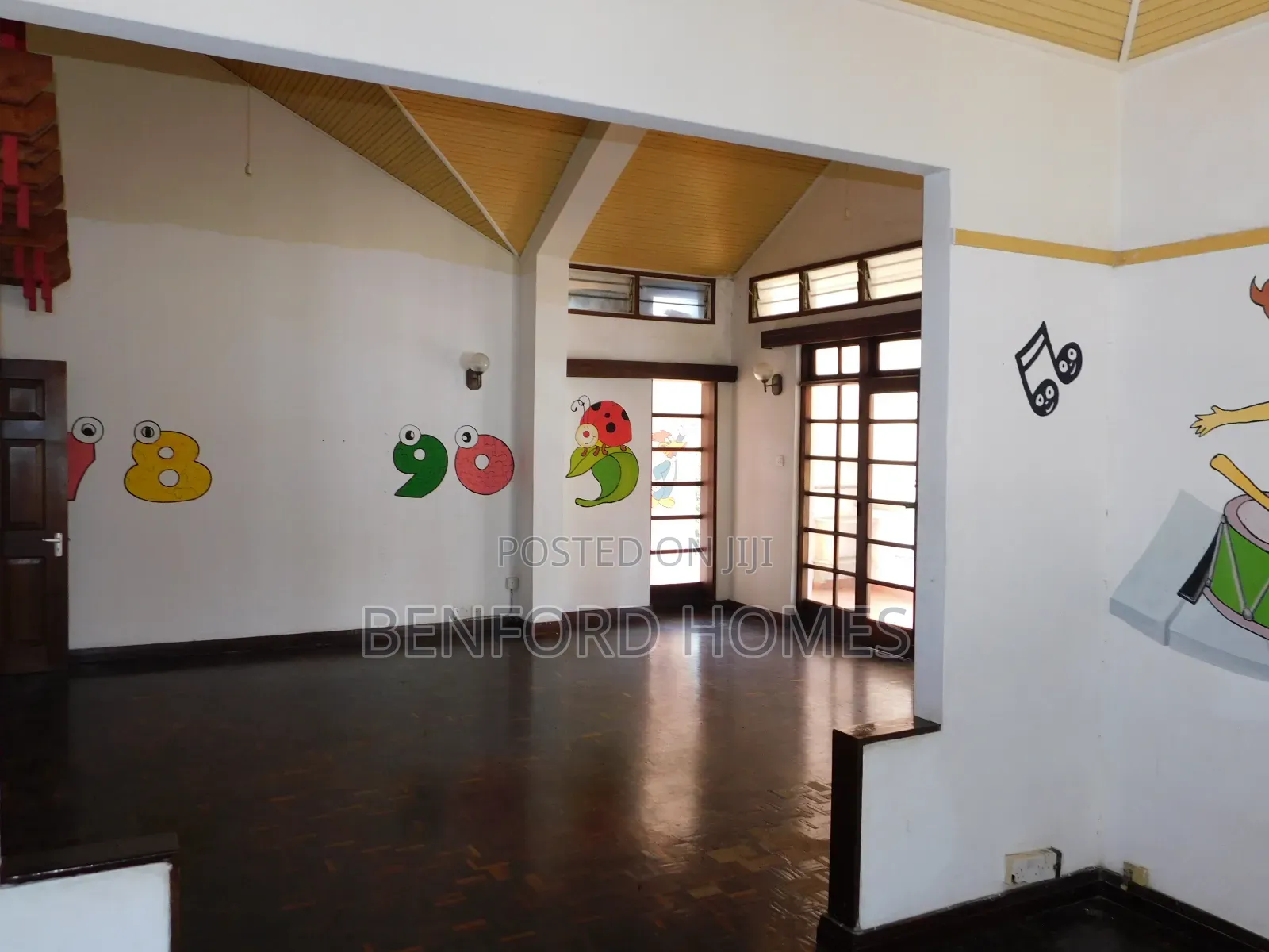 4bdrm Bungalow in Nyali Mombasa for sale in Nyali Mkomani