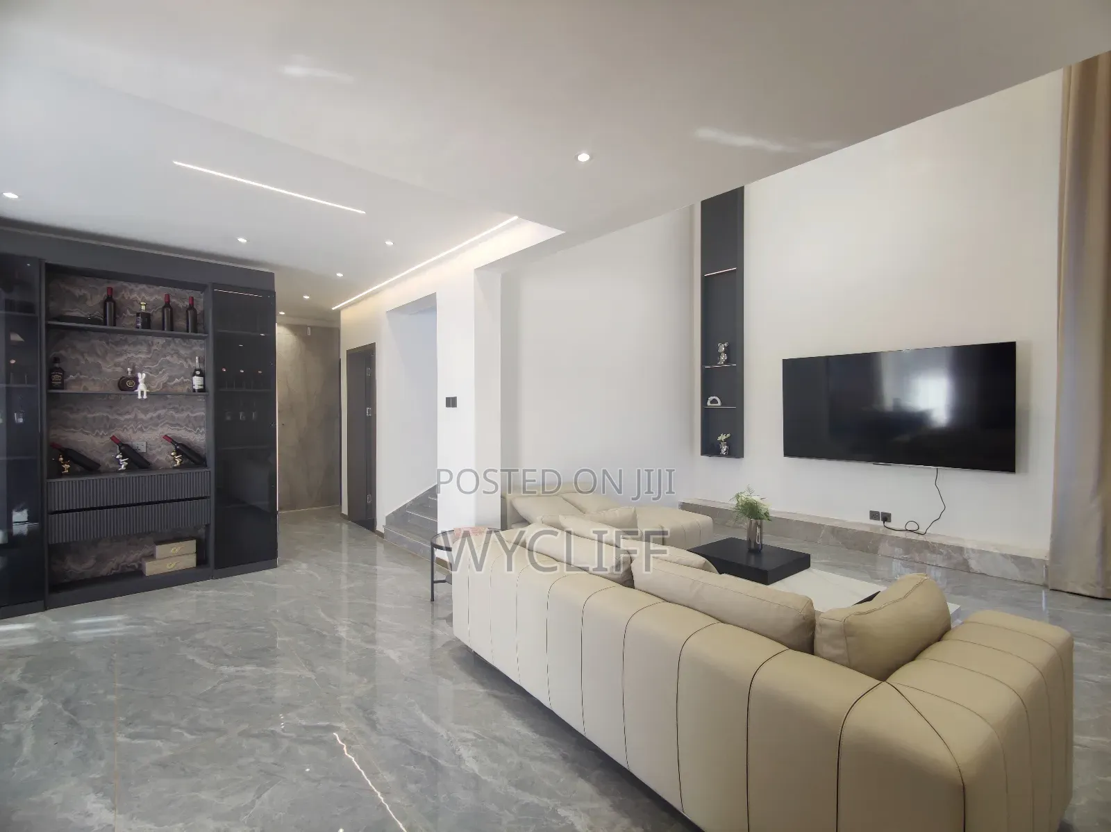 4bdrm Mansion in Karai for sale in Karai
