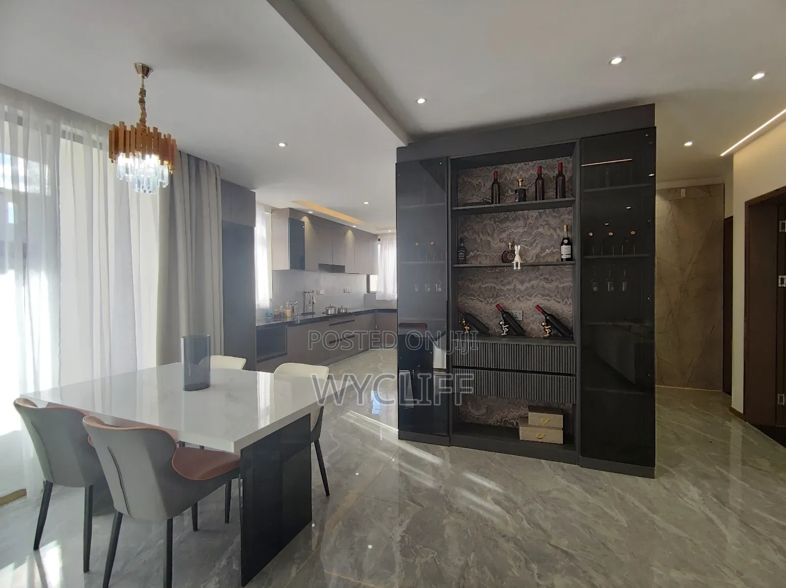 4bdrm Mansion in Karai for sale in Karai