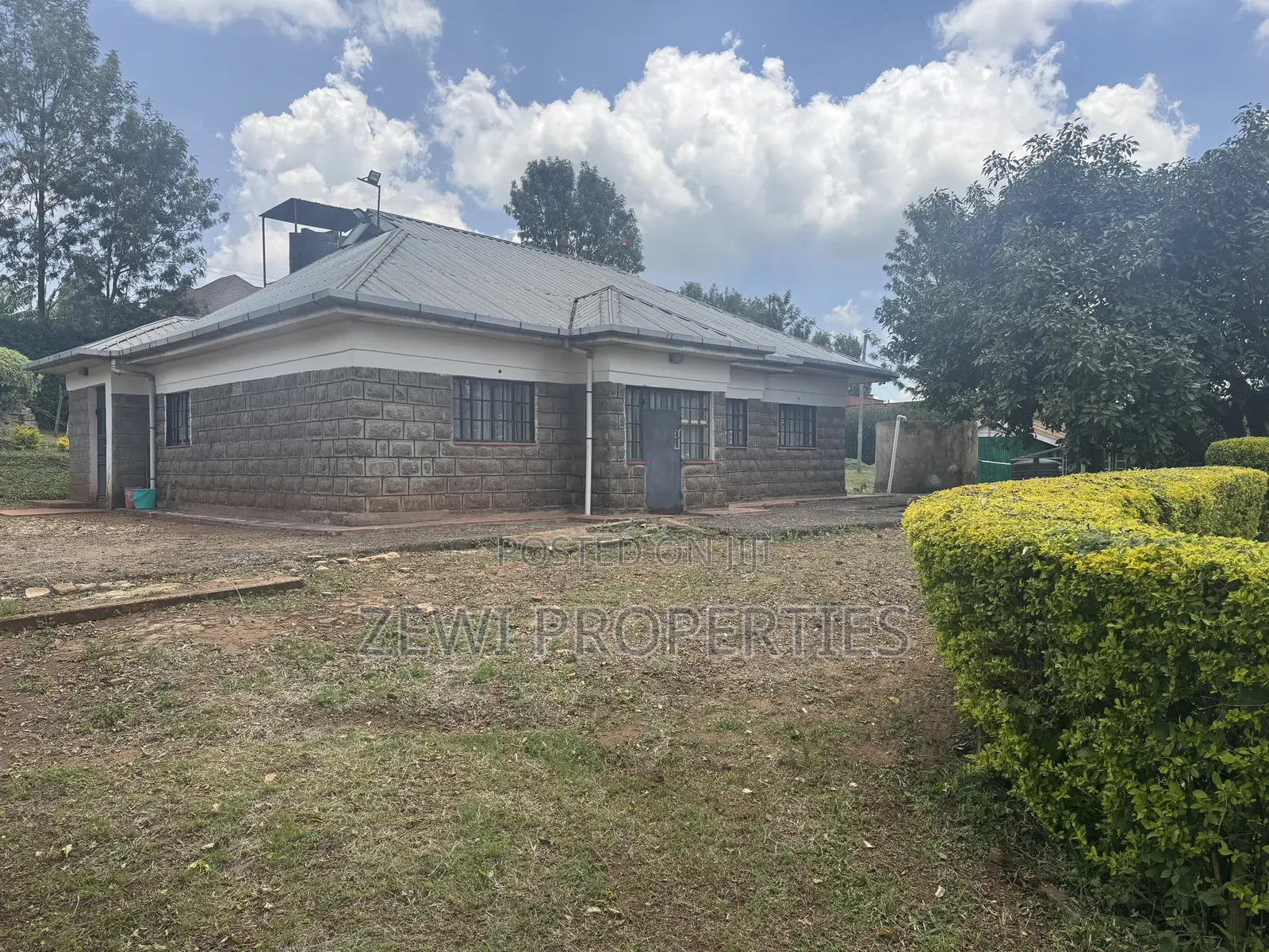 3bdrm Bungalow in Maasai Road, Matasia for sale in Matasia