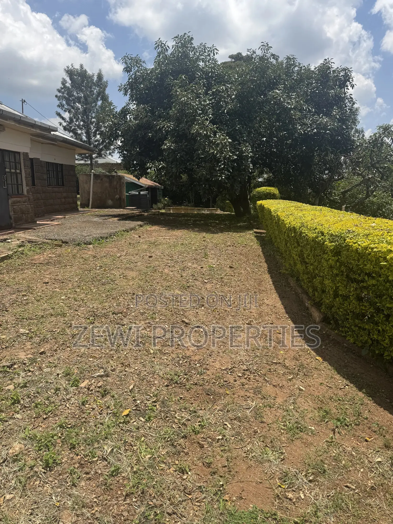 3bdrm Bungalow in Maasai Road, Matasia for sale in Matasia