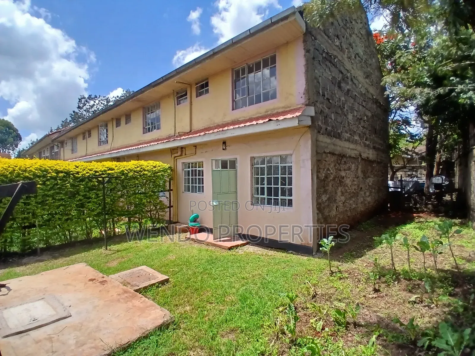 2bdrm Duplex in Karen C for rent in Karen C
