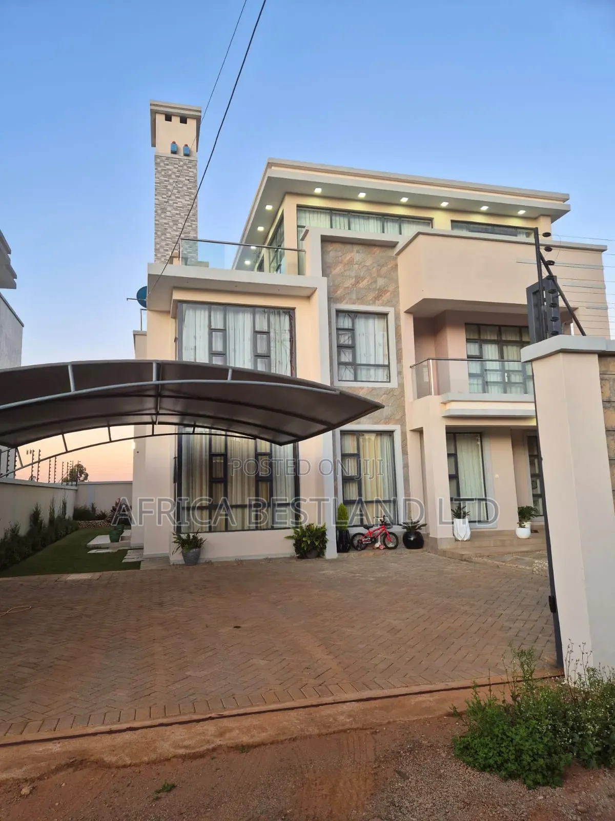 Furnished 4bdrm Maisonette in Rose Gate, Karai for sale in Karai