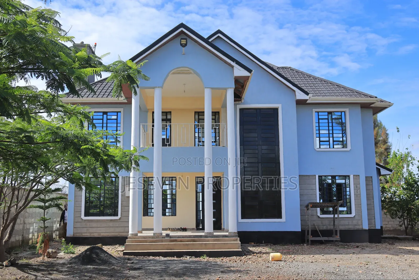 4bdrm Mansion in Katani for sale in Katani