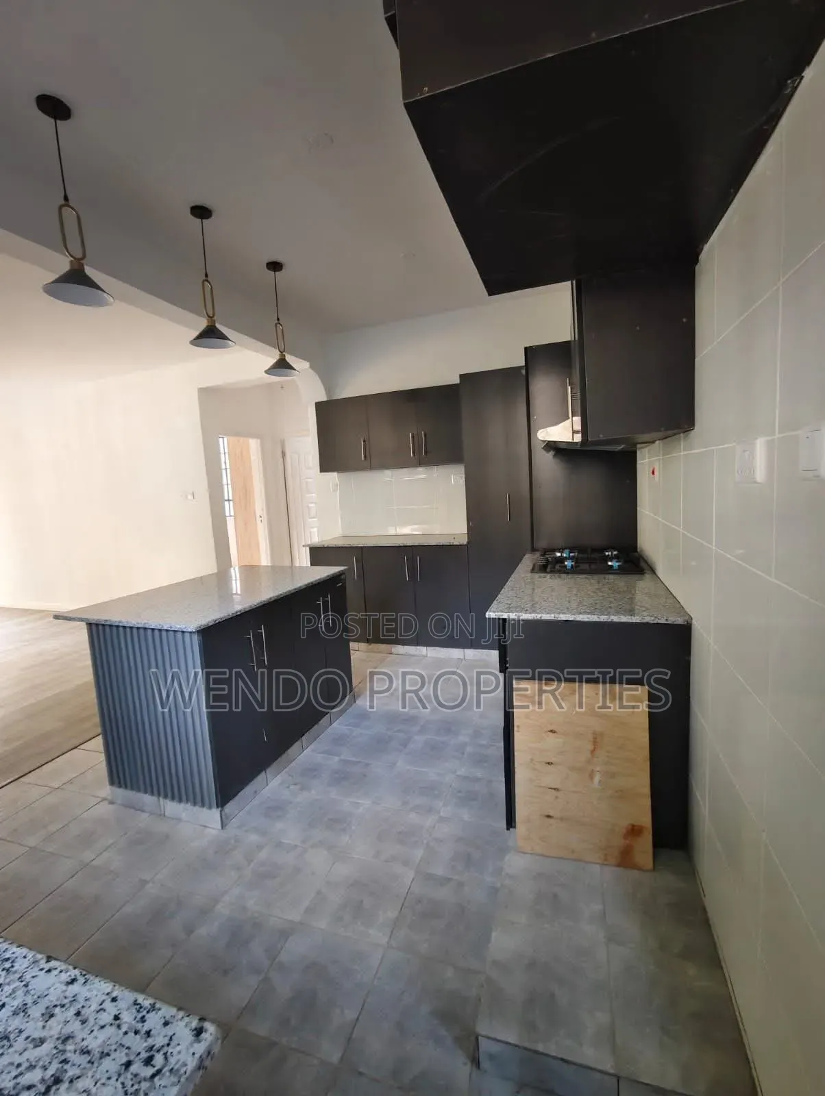 2bdrm Duplex in Karen C for rent in Karen C