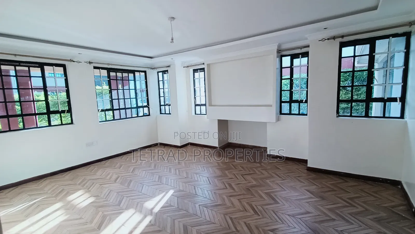 5bdrm Maisonette in Garden Estate, Thome for rent in Thome