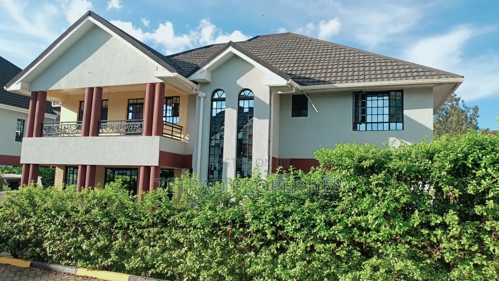 5bdrm Maisonette in Garden Estate, Thome for rent in Thome