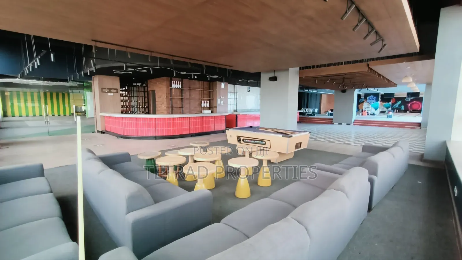 14,000 Sqft Restaurant/ Lounge In Westlands Near Sarit Centre. in Raphta Road Area
