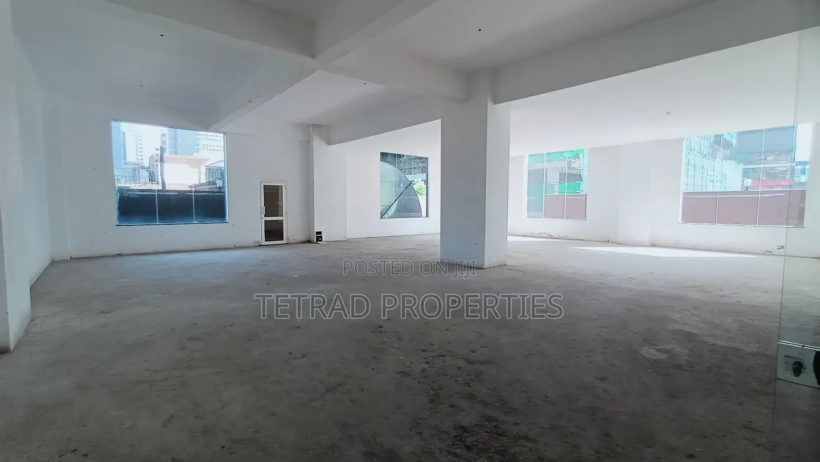 3750 Sqft Showroom/Shop (High Sealing) In Westlands Near Sarit Centre in Raphta Road Area
