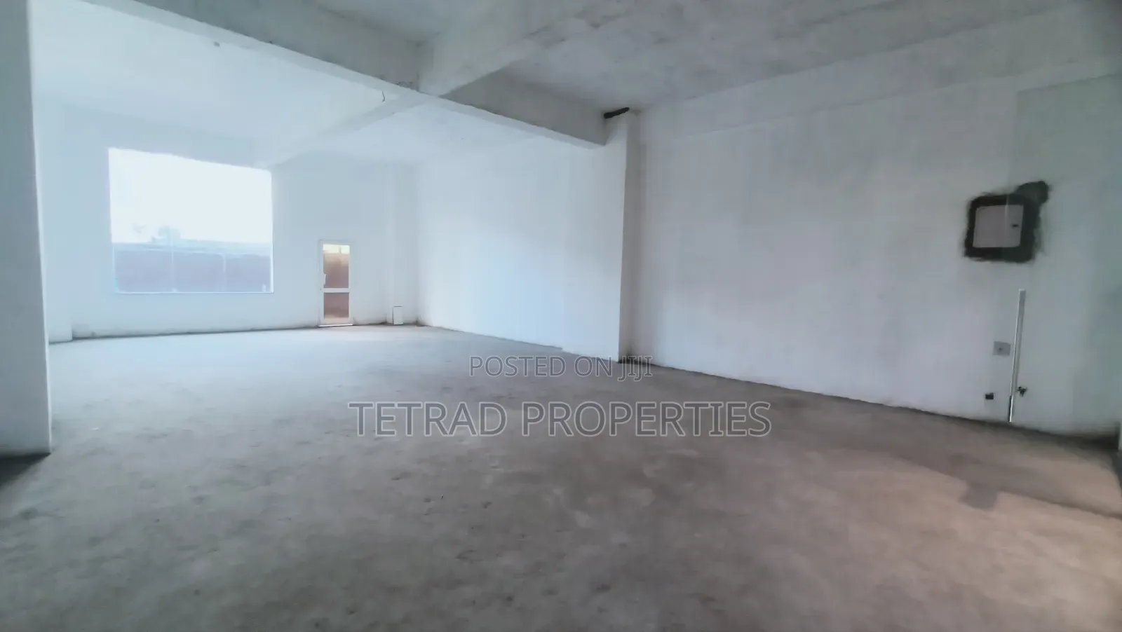 1950 Sqft Showroom/Shop (High Sealing) In Westlands Near Sarit Centre in Raphta Road Area