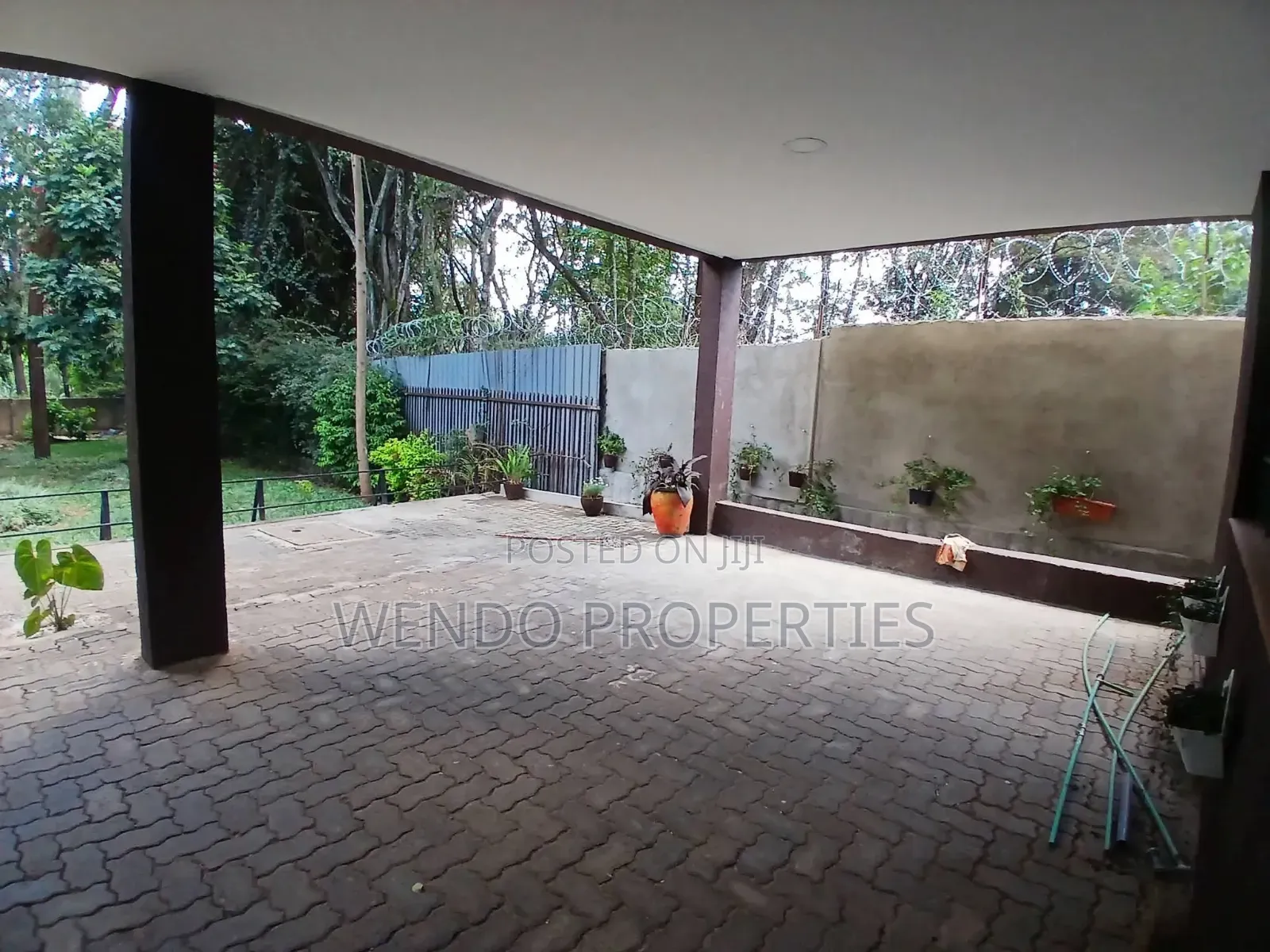 3bdrm Villa in Hardy for rent in Hardy