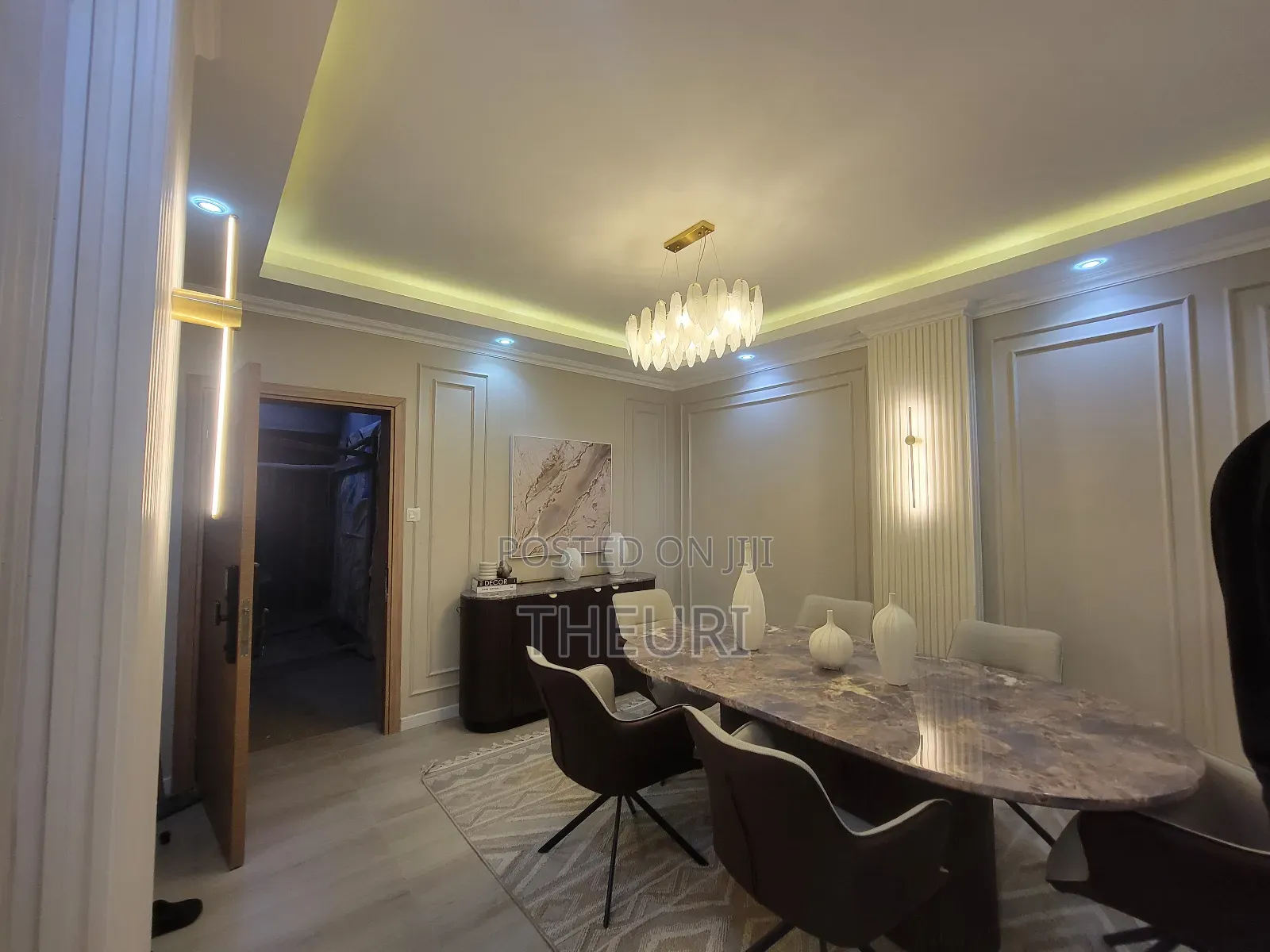 2bdrm Apartment in South C for sale in South C