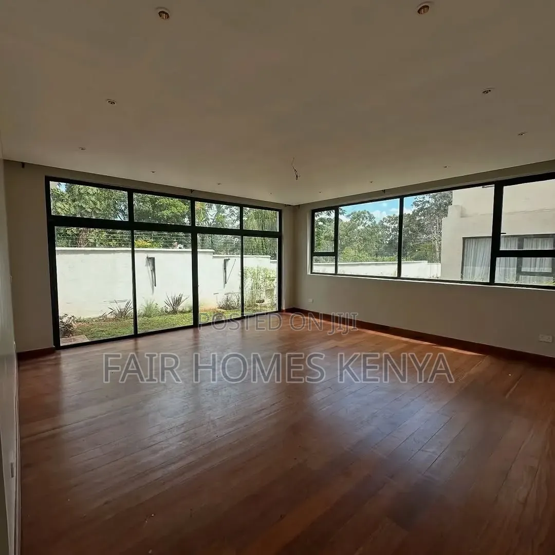 5bdrm Townhouse / Terrace in Manyani East, Muthangari for rent in Muthangari