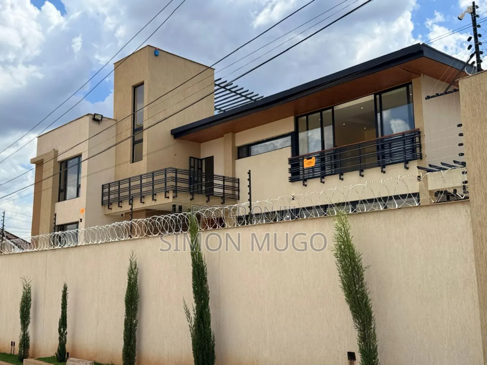 4bdrm Maisonette in Membley Estate for sale in Membley Estate
