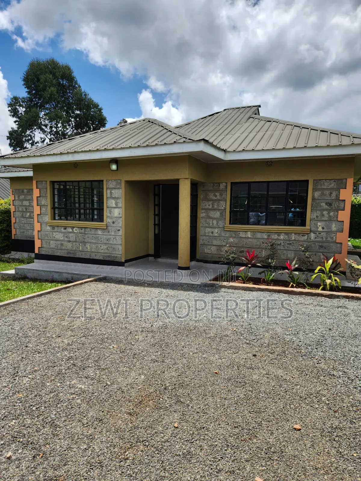 3bdrm Bungalow in Upper Matasia for sale in Matasia