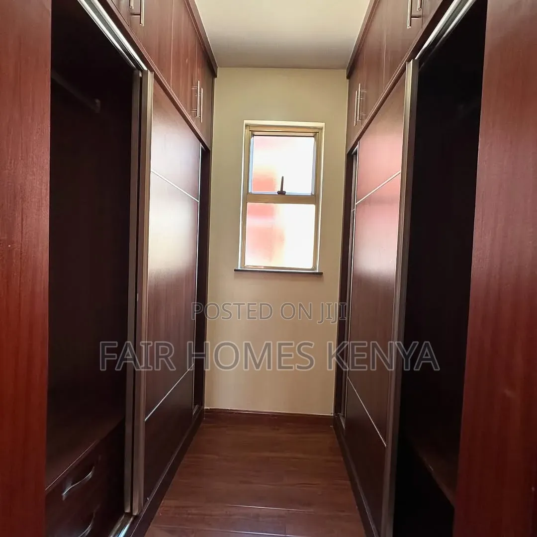 5bdrm Townhouse / Terrace in Chalbi Drive, Muthangari for rent in Muthangari