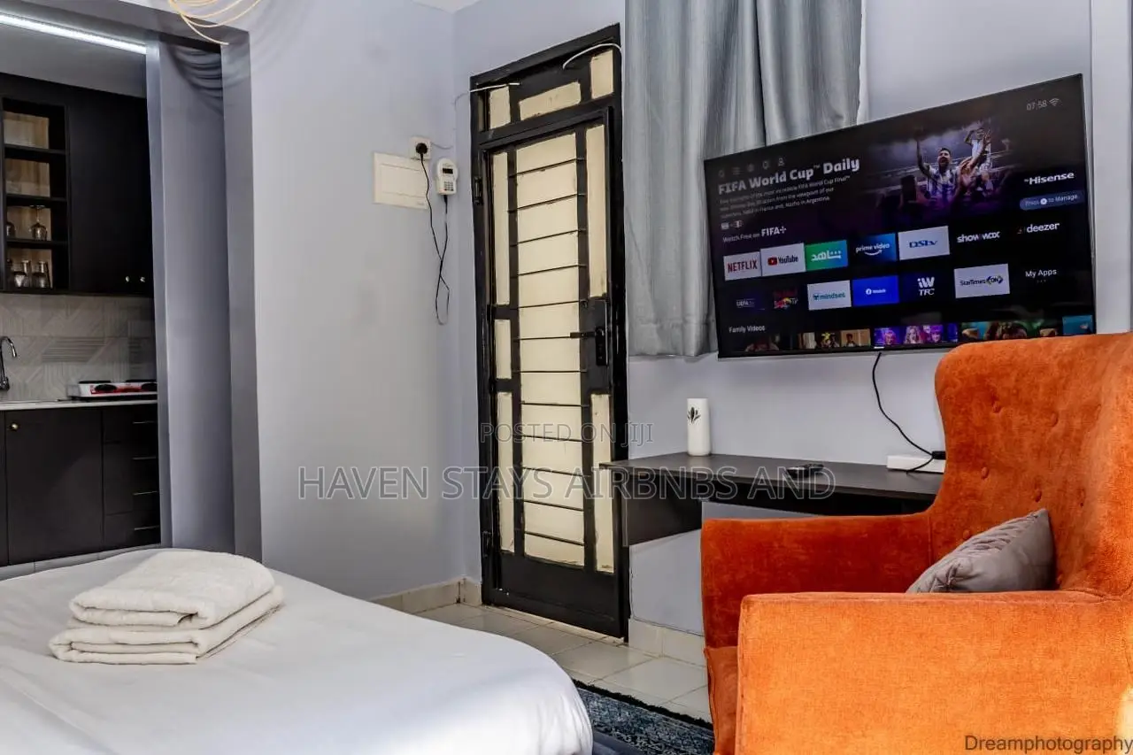 Studio Airbnb Along Ngong Road in Racecourse