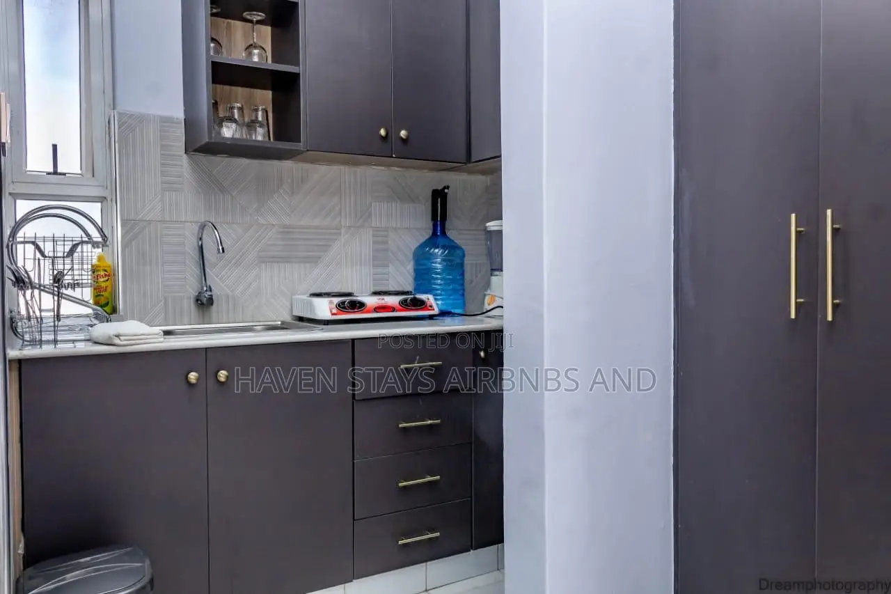 Studio Airbnb Along Ngong Road in Racecourse