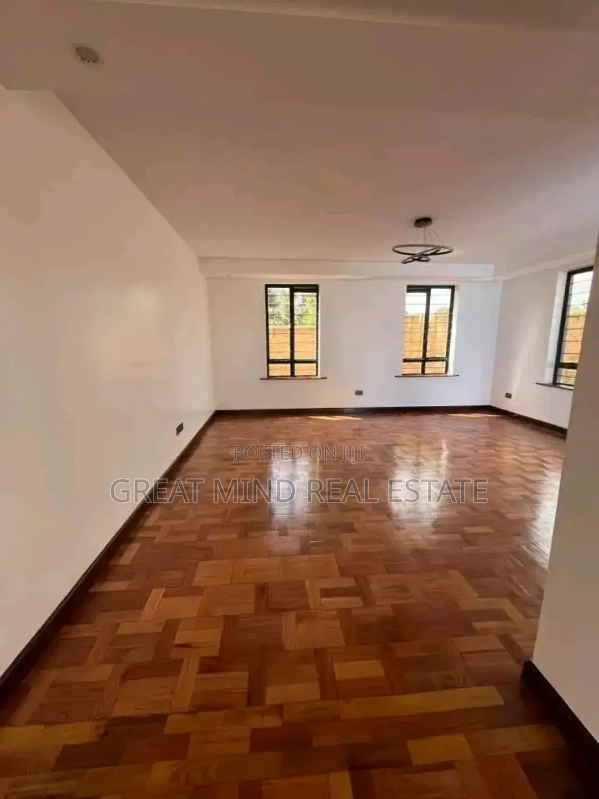 4bdrm Townhouse/Terrace in Kibiku for sale in Kibiku