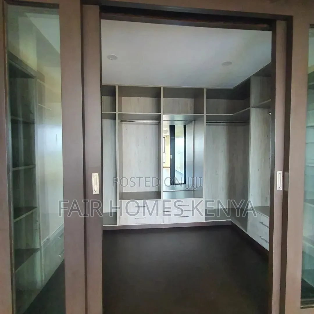 4bdrm Duplex in Valley Arcade for rent in Valley Arcade