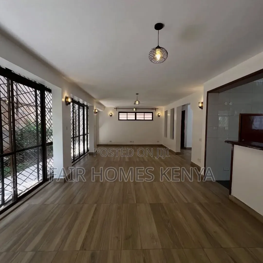 5bdrm Townhouse / Terrace in Convent Drive, Muthangari for rent in Muthangari