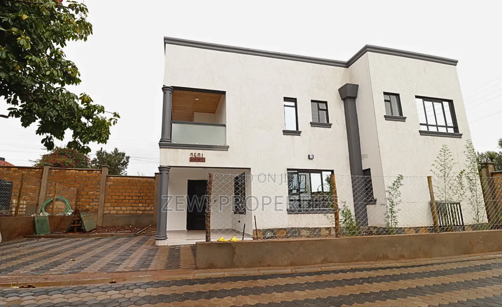 4bdrm Maisonette in Kibiku for sale in Kibiku