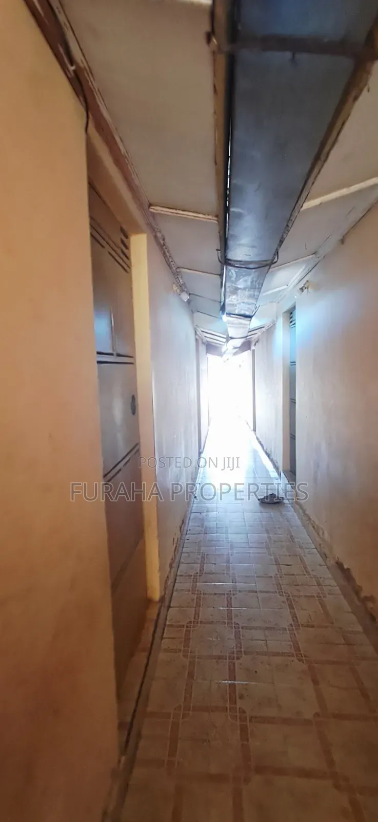 17bdrm Bungalow in Mkomani for sale in Nyali Mkomani