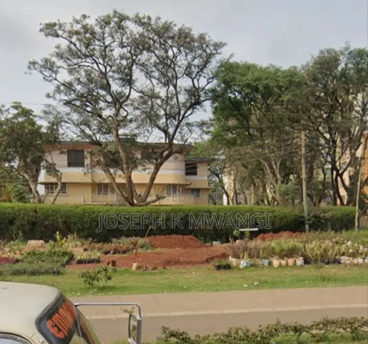 Nairobi Ngong Rd Prime Land 1 Acre Touching Tarmac in Hurlingham