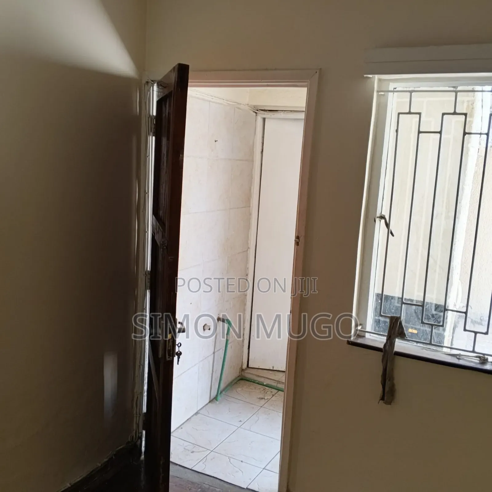 3bdrm Maisonette in Woodley Estate for sale in Woodley Estate