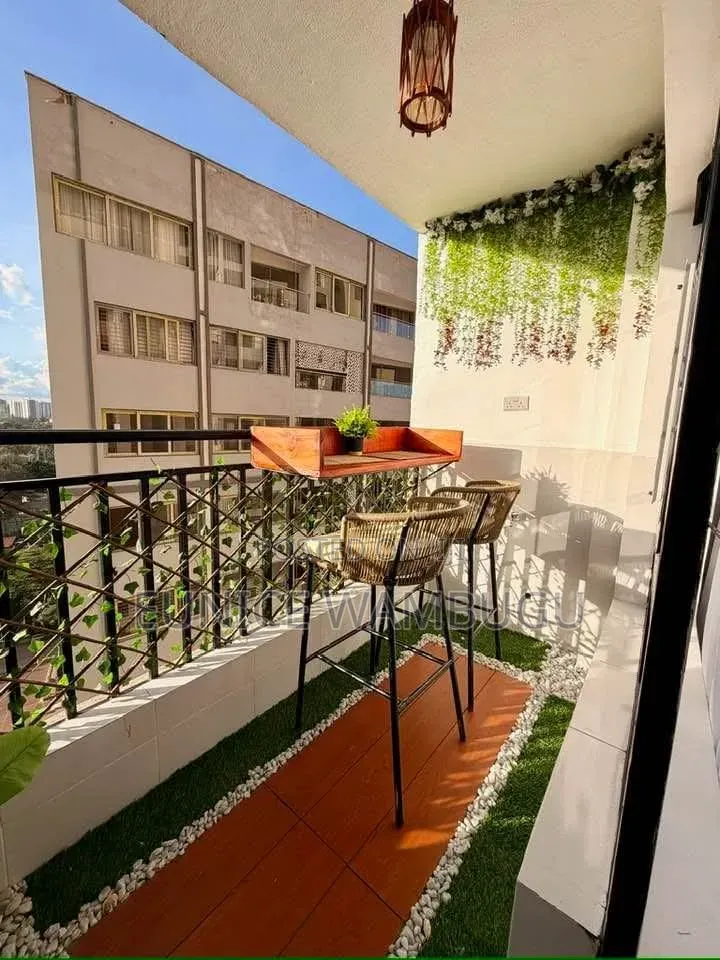 Studio Available Ngara Grand Midtown Apartment in Ngara